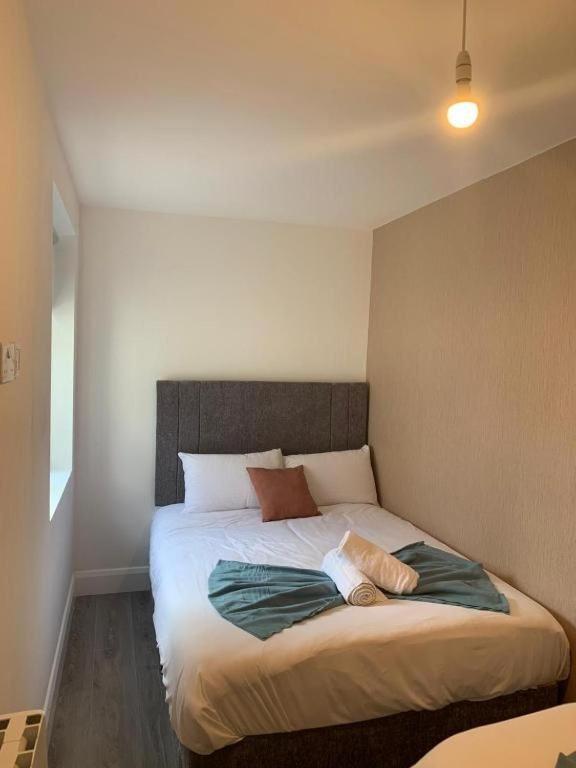 Eyre Square Lane Budget Rooms Galway Exterior foto